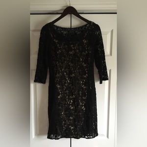 Frank Lyman Black/Nude 3/4 Sleeve Lace Dress. size 10